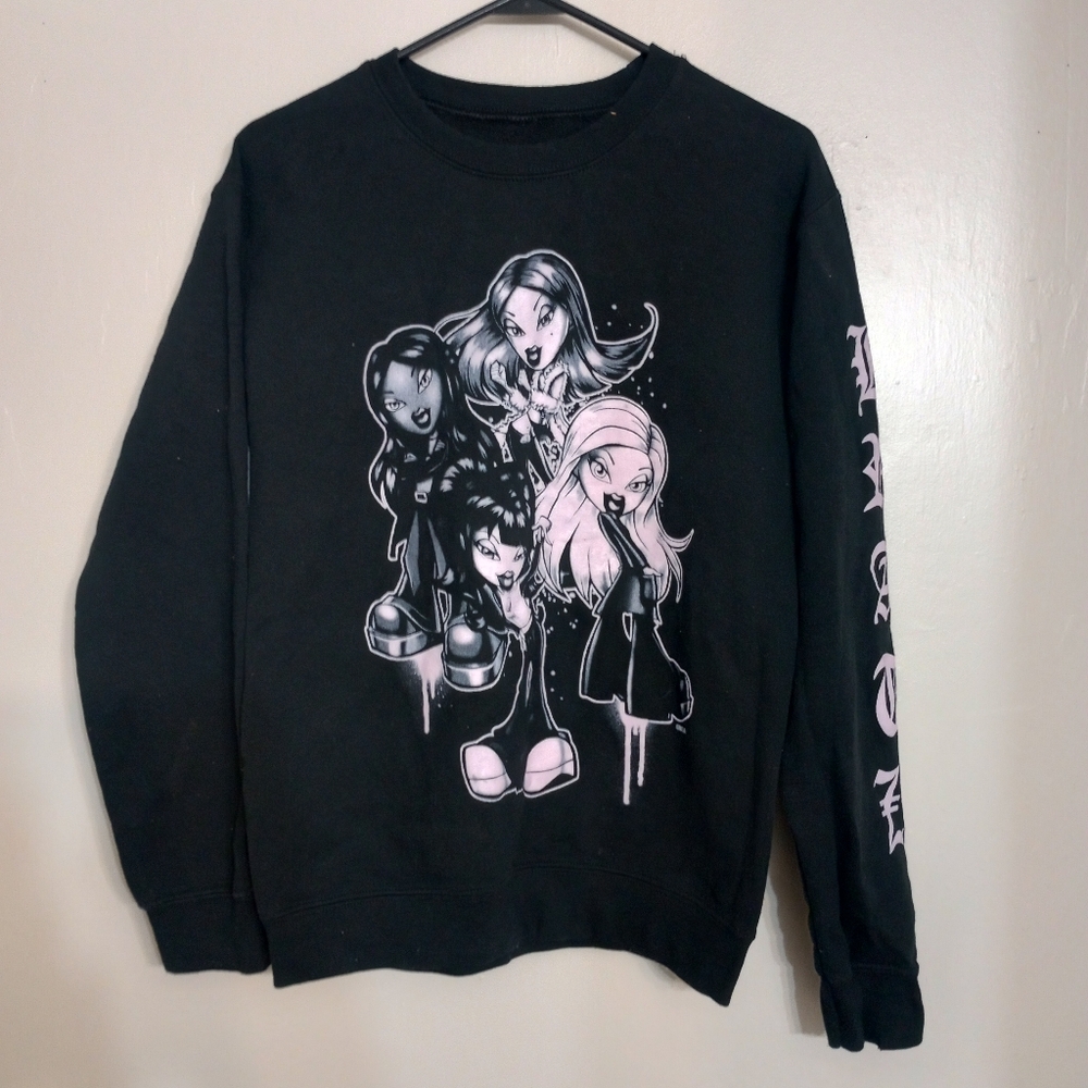 Bratz Women's Graphic Sweatshirt With Bratz Logo On Sleeve